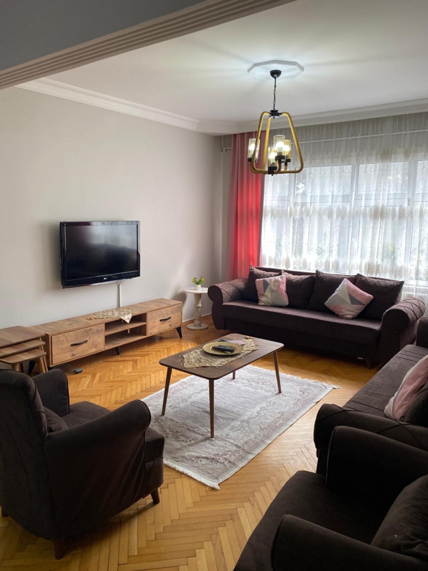 Noble House Daire *